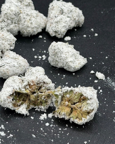Snowcaps | Boutique Exotics | 52% | Flower