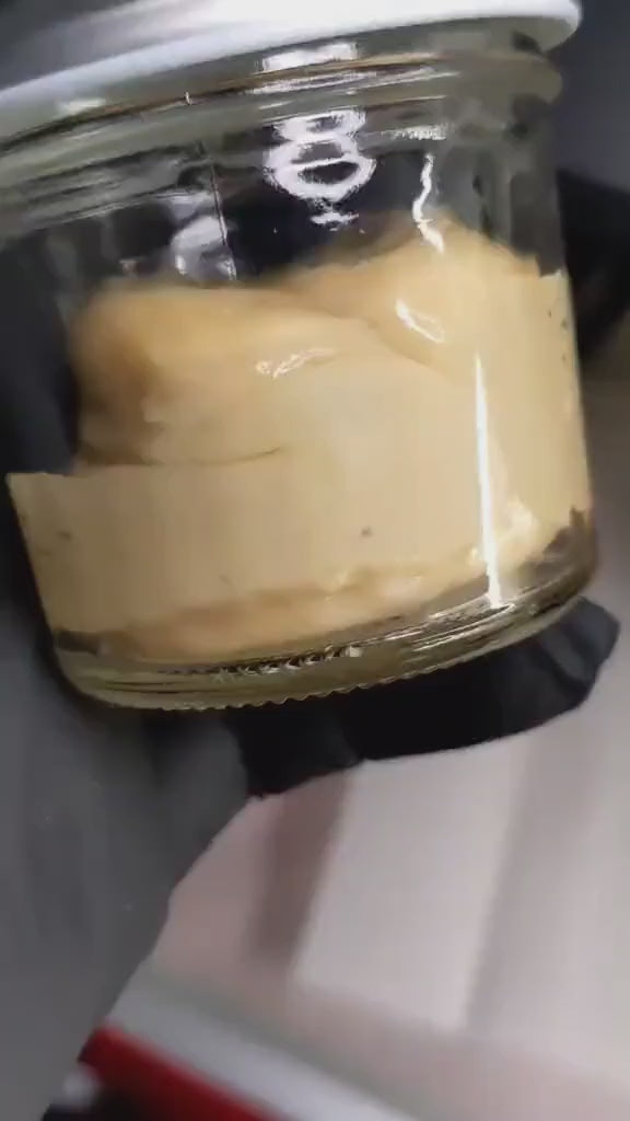 Load video: 90u | Live Rosin Hash | Cold Cure | Small Batch | 2g Jars